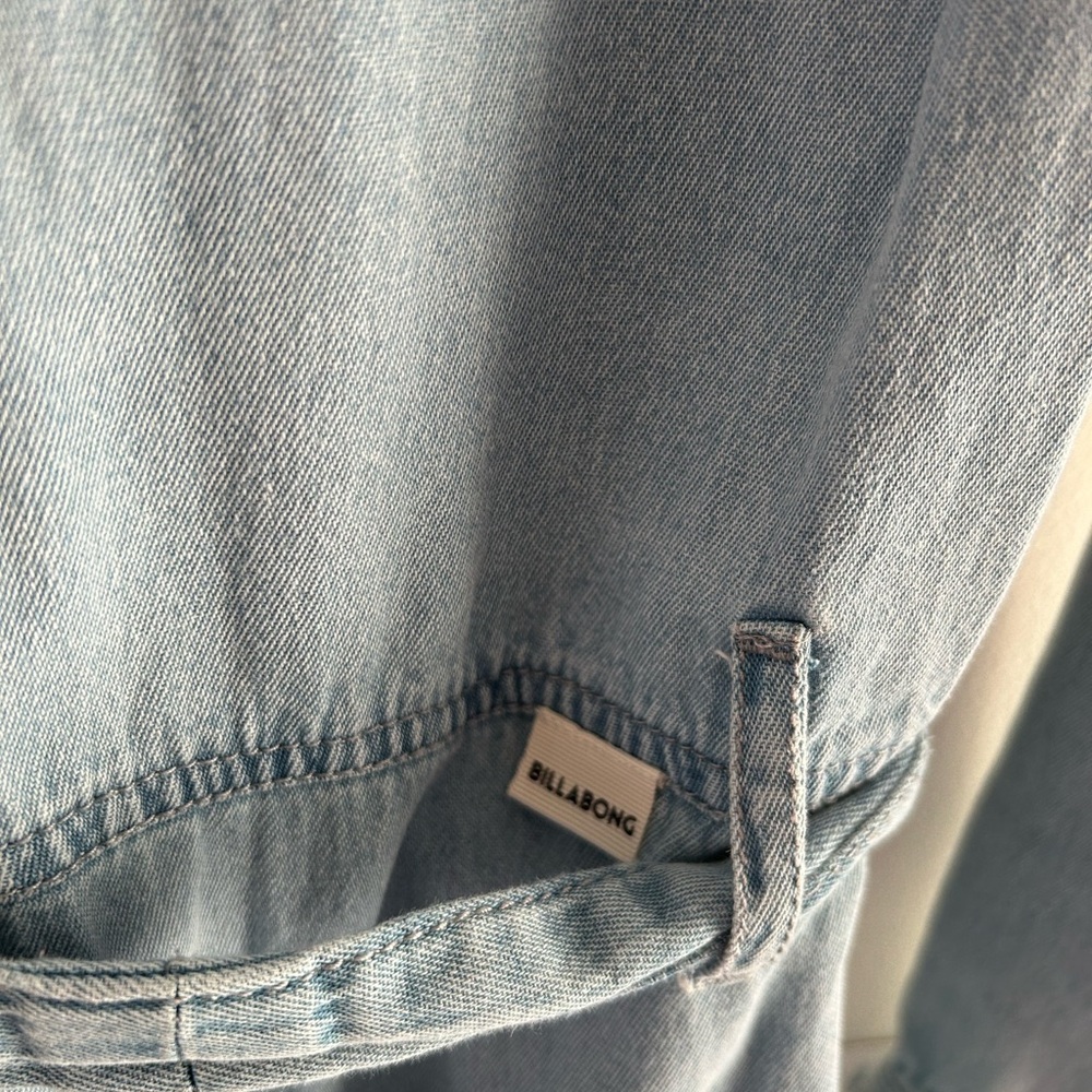 Billabong The Salty Blonde Denim Sunday Uniform
Jumper Women's SZ S retail $150 - Picture 10 of 16
